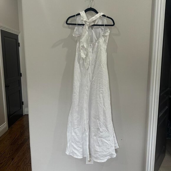 DISSH Ivory 100% linen halter maxi dress with a relaxed fit #maxidress - Picture 5 of 7